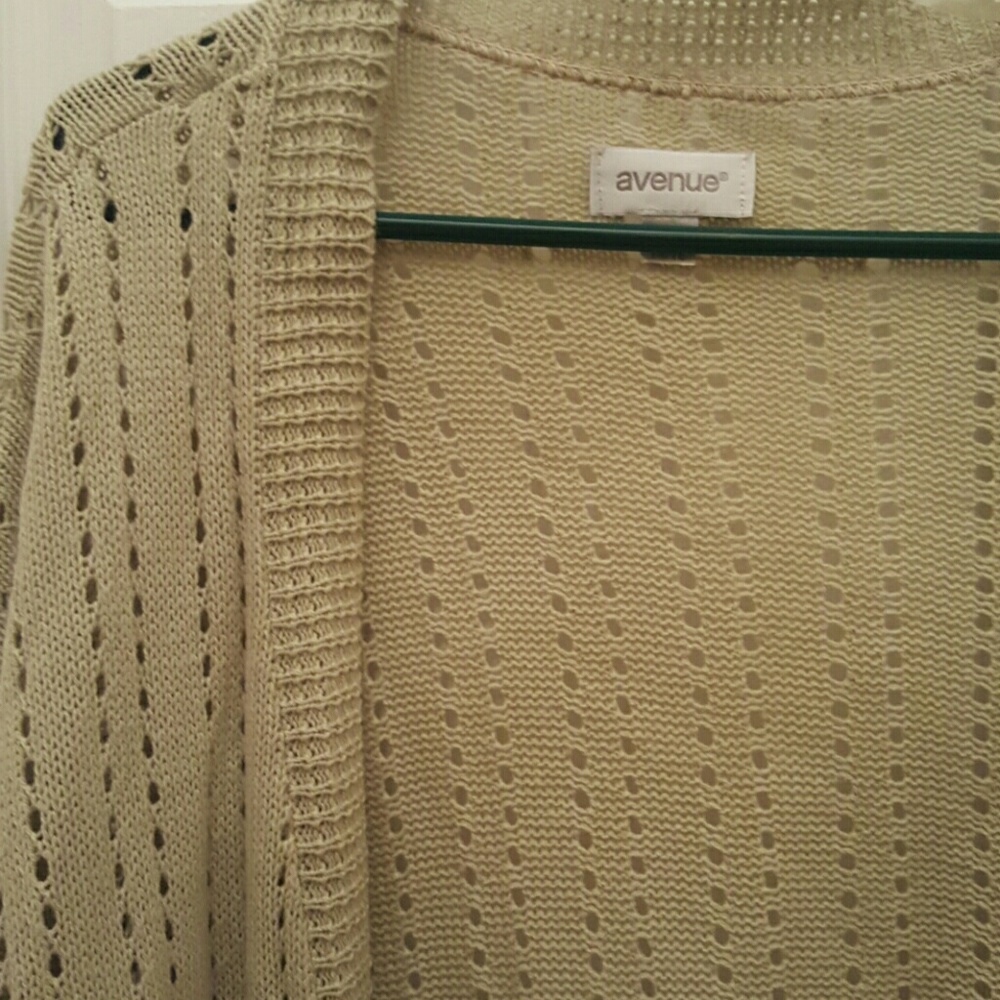 Tan Cardigan - Picture 2 of 3
